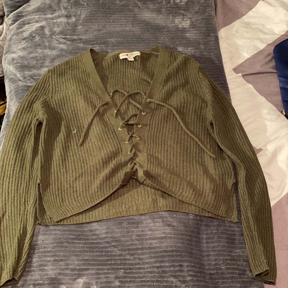 Green crop sweater